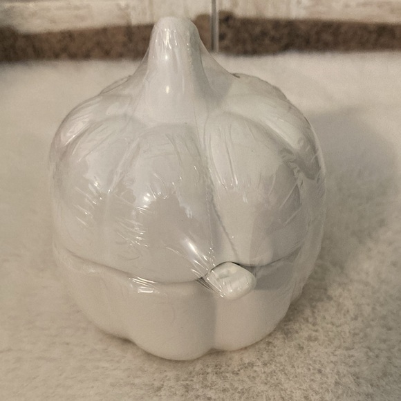 Target BP Fall 2022 Pumpkin Shaped Sugar Bowl with Spoon - Picture 2 of 6